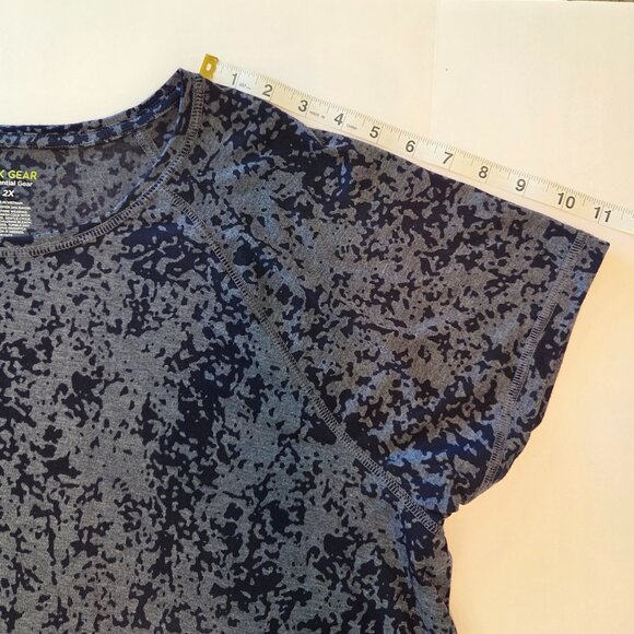 Tek Gear Essential Gear Women’s 2X Short Sleeve Top – Navy/Gray Pattern - Picture 6 of 7